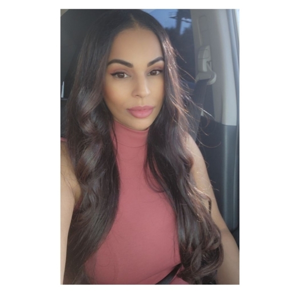 Meet your Posher, Christina - Picture 1 of 1